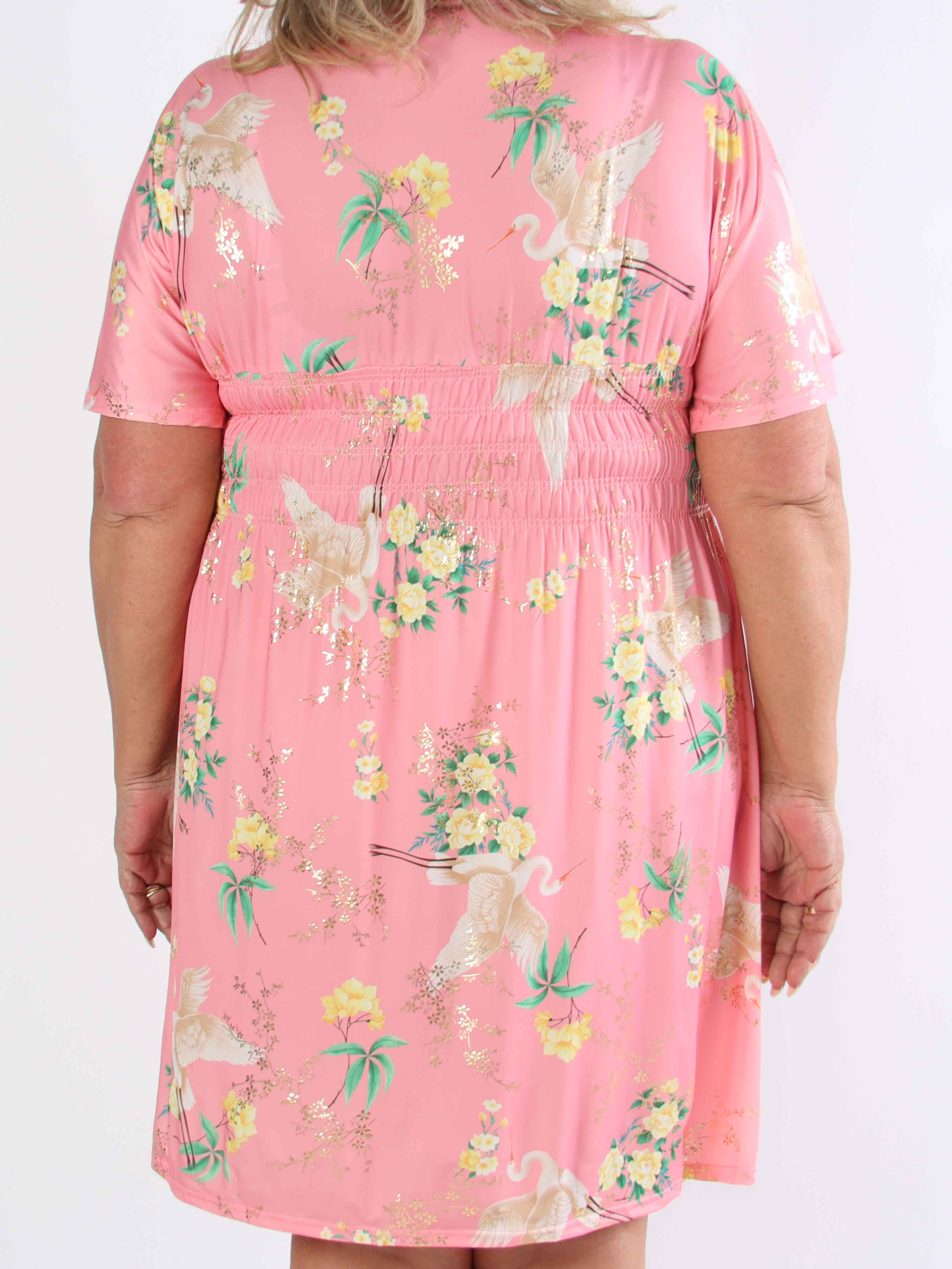 Pams Fly Short - Elastisk plus size kjole med blomster- og fugleprint